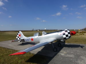 YAK 50